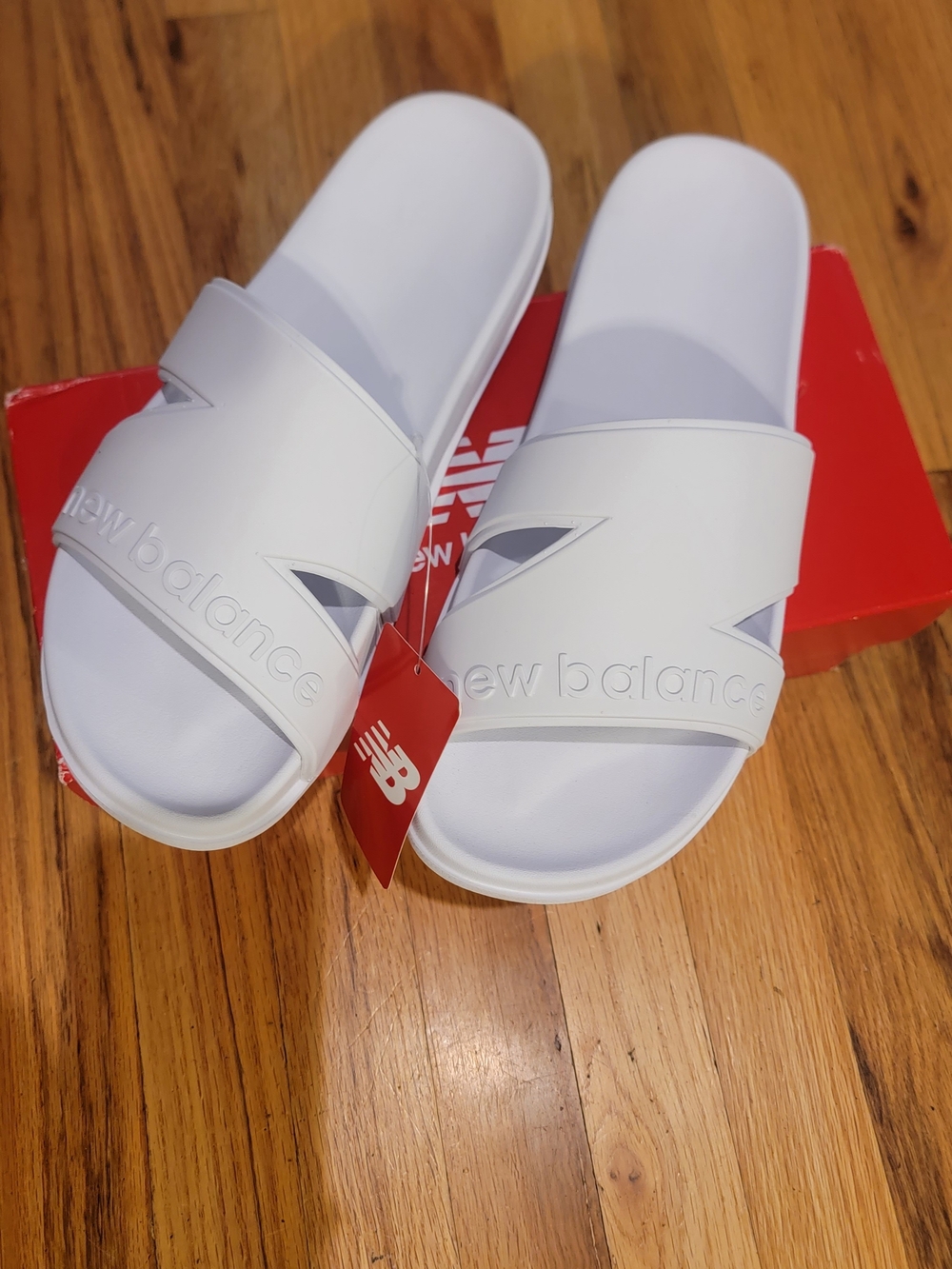 New Balance Unisex White Slide Sandals BNWT